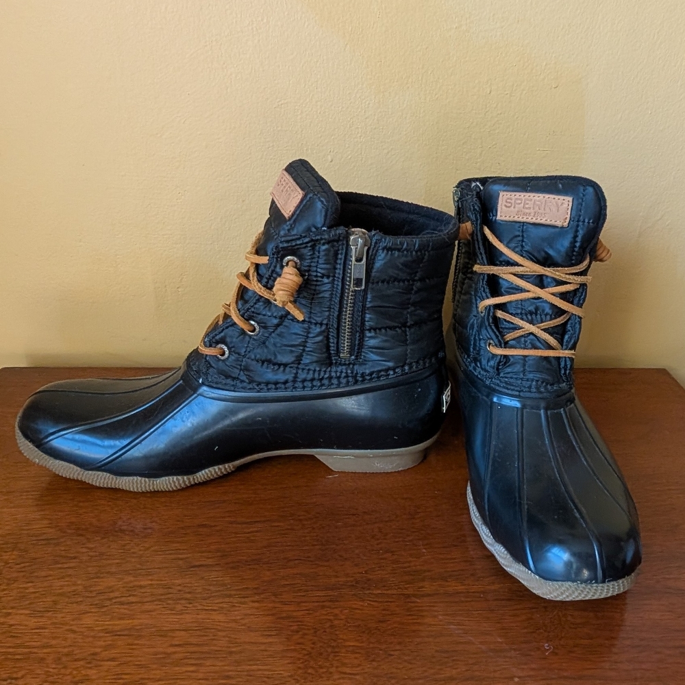 Sperry Boot Womens Size 10M Navy Blue Saltwater Quilt Top-sider Waterproof
